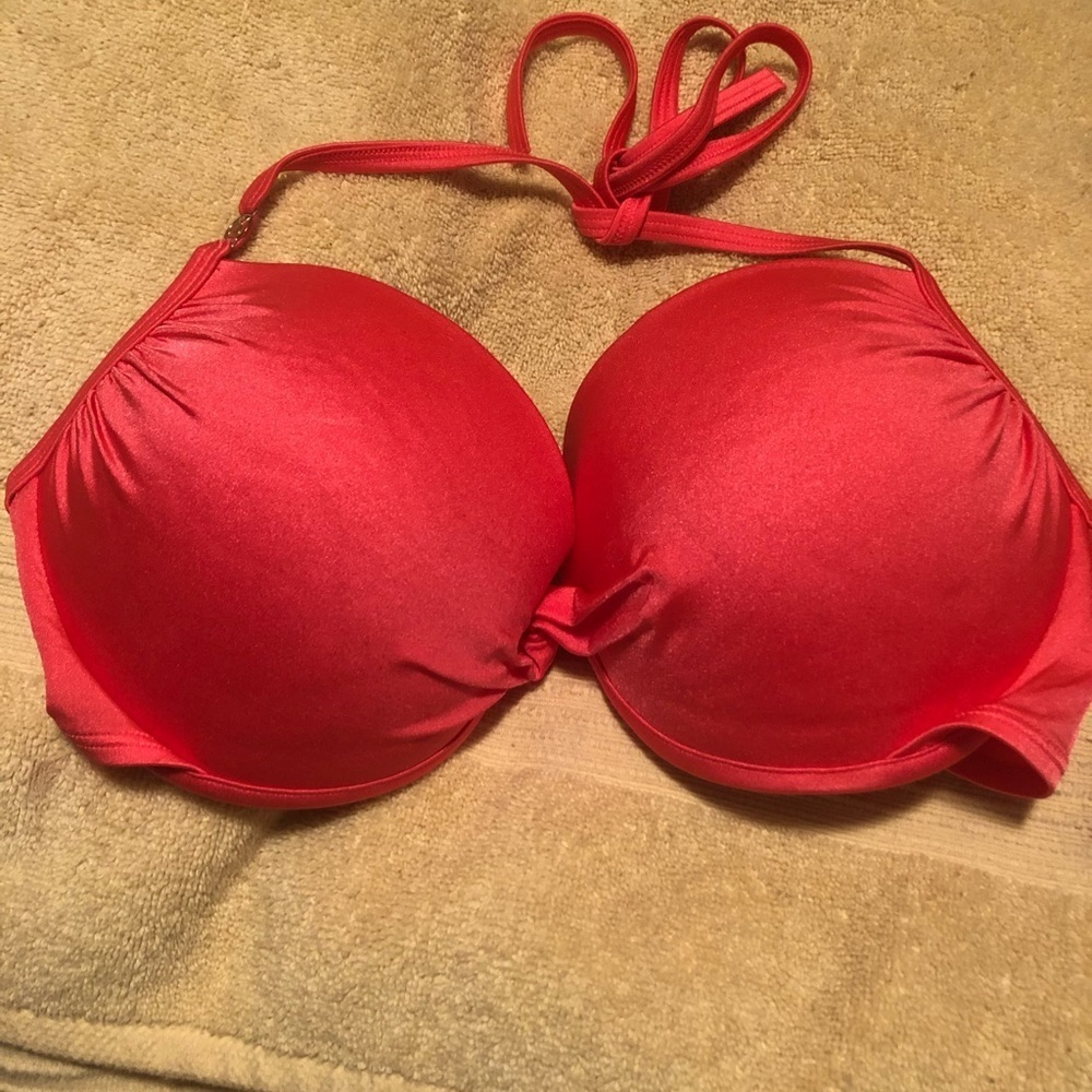 Victoria's Secret Swim Top 34DD